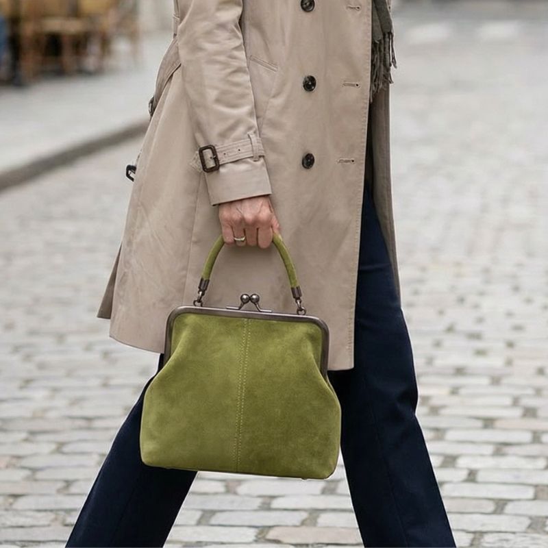 Veda – Handtasche aus strukturiertem pflanzlich gegerbtem Leder