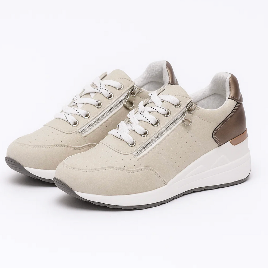 Comfort OrthoLuxe Sneaker (Daniella)