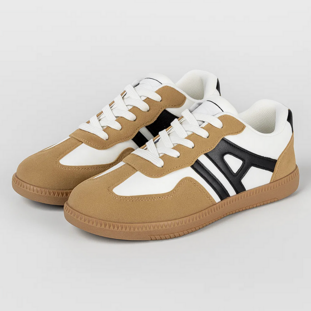 Retro Sneaker (Adelina)