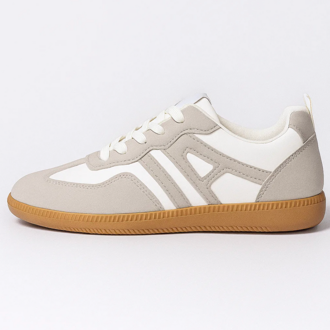 Retro Sneaker (Adelina)