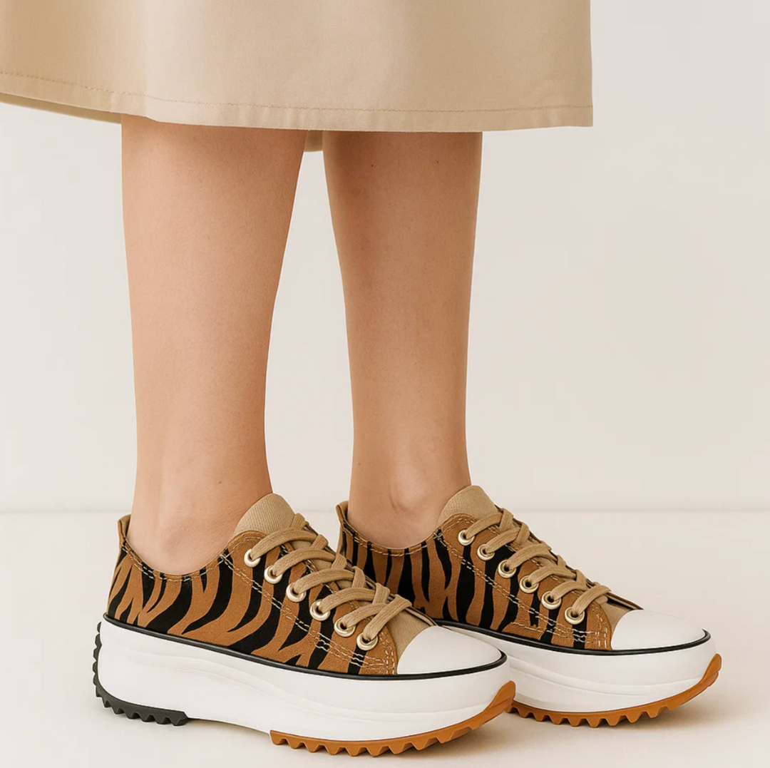 Urban Chunky Platform Sneaker (Noelia)